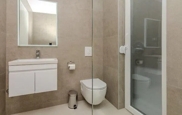 Апартаменты Doli Pool Врси