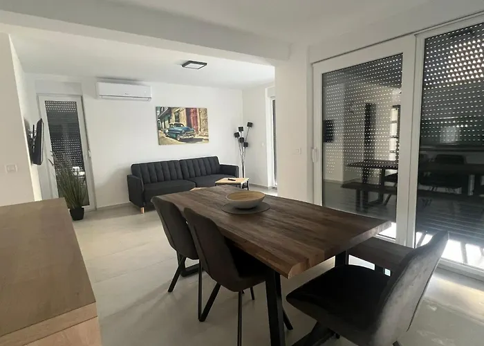 Doli Pool Апартаменты